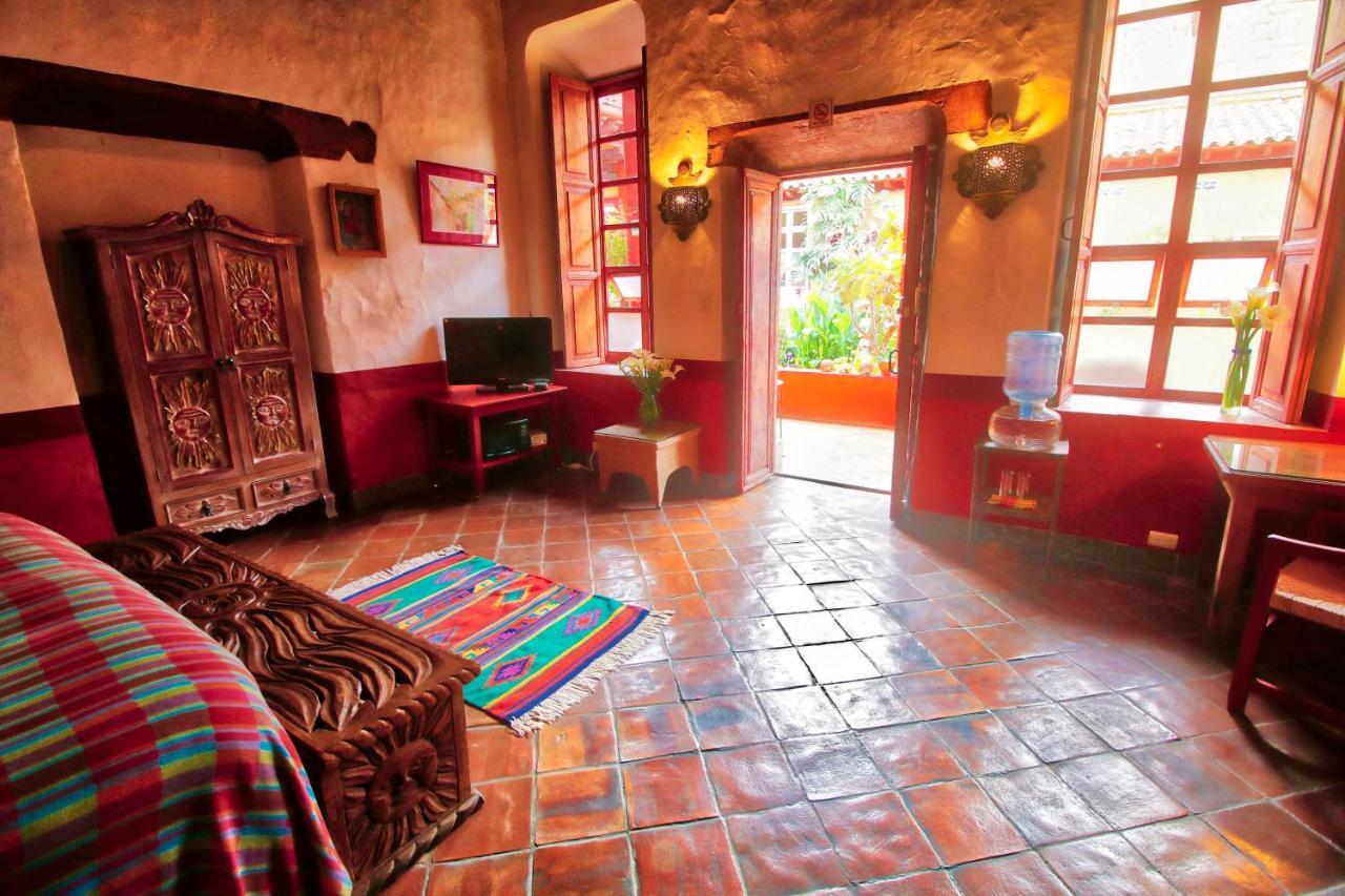 Hotel Casa Encantada Pátzcuaro Екстериор снимка