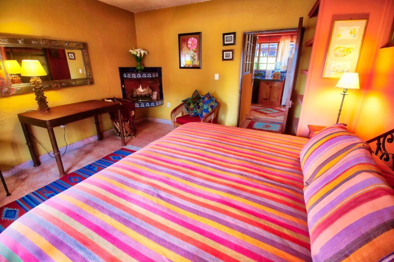 Hotel Casa Encantada Pátzcuaro Екстериор снимка