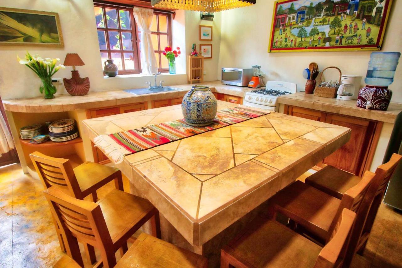 Hotel Casa Encantada Pátzcuaro Екстериор снимка