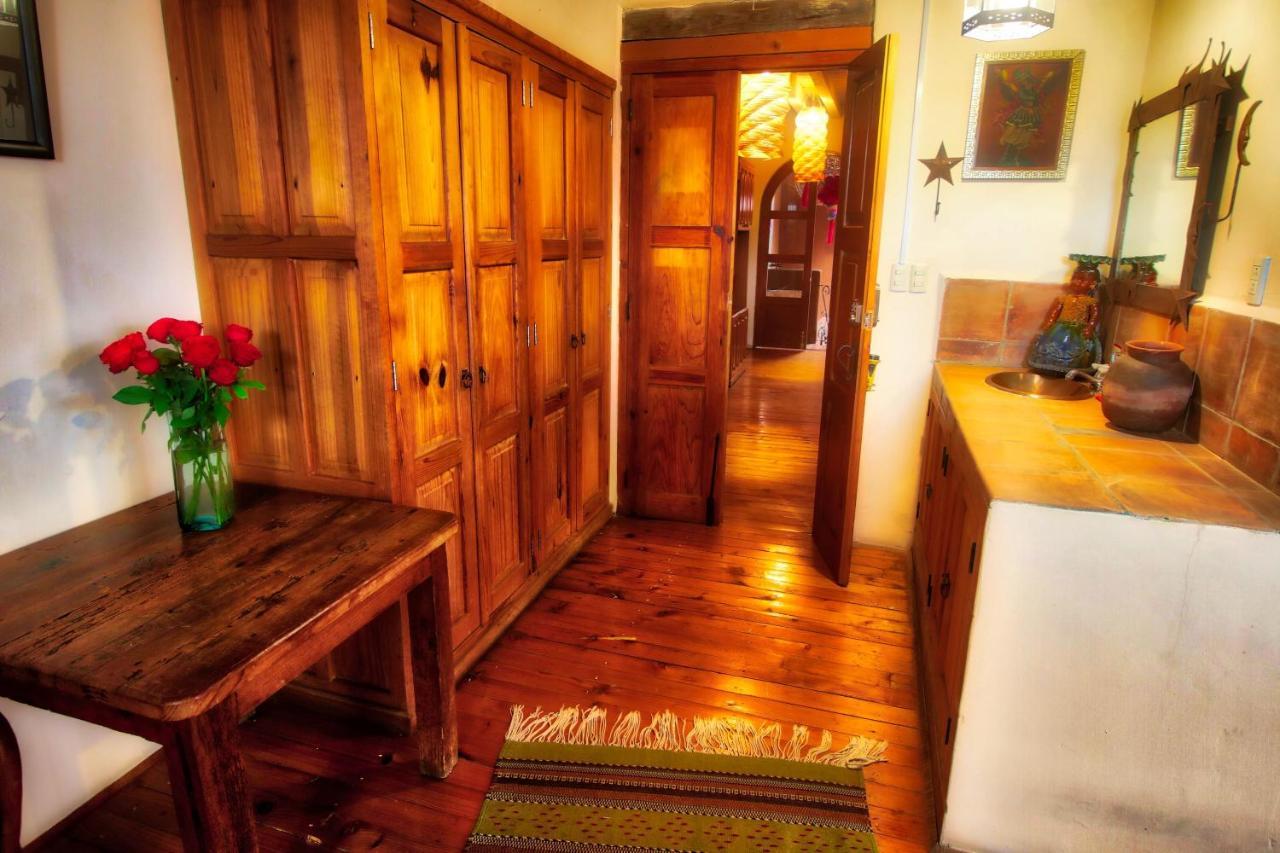 Hotel Casa Encantada Pátzcuaro Екстериор снимка