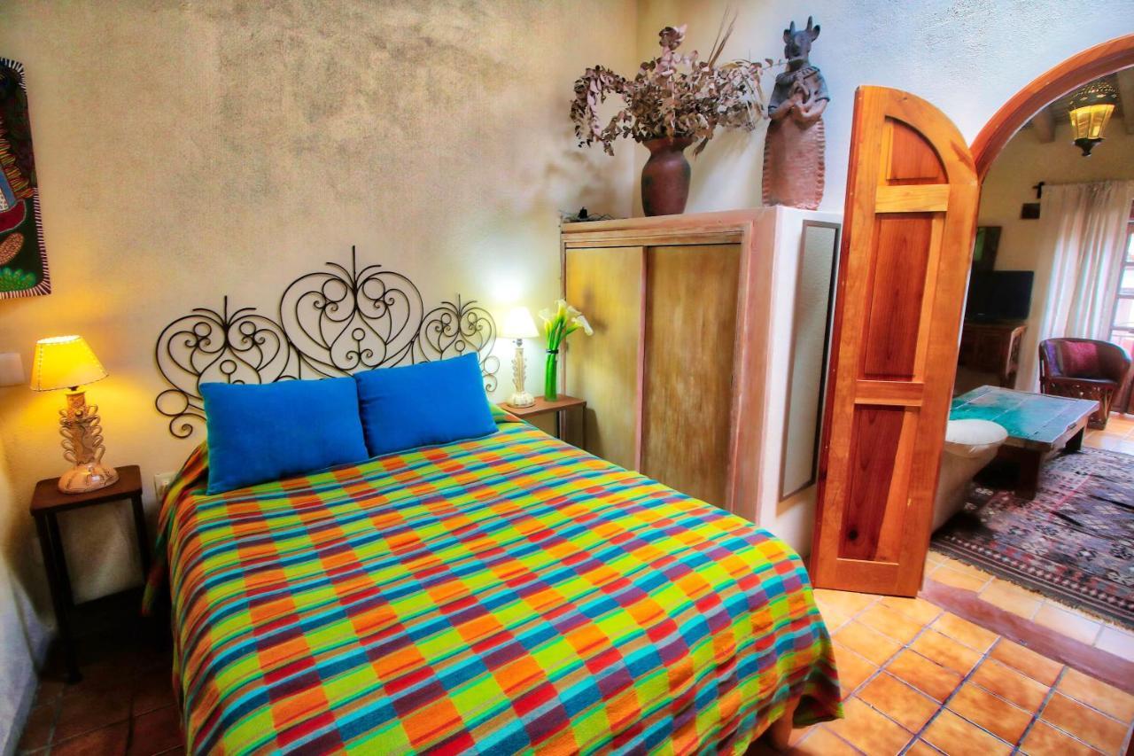 Hotel Casa Encantada Pátzcuaro Екстериор снимка