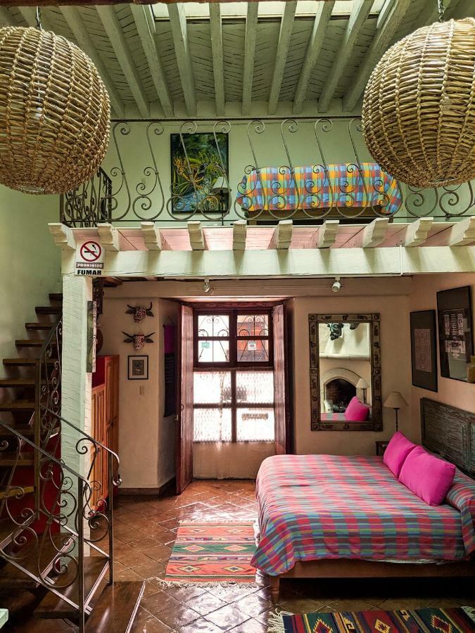 Hotel Casa Encantada Pátzcuaro Екстериор снимка